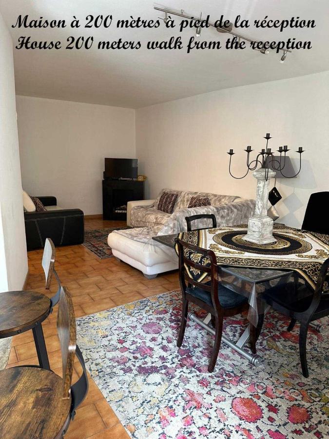 Le Clos Violette Et Le 11 D'Aglae - Hotel De Charme Design De Luxe LʼIsle-sur-la-Sorgue Eksteriør billede