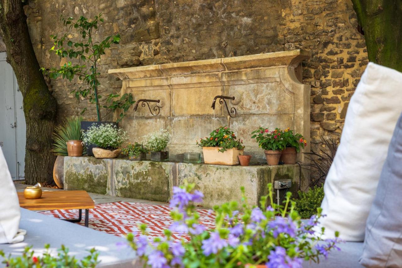 Le Clos Violette Et Le 11 D'Aglae - Hotel De Charme Design De Luxe LʼIsle-sur-la-Sorgue Eksteriør billede