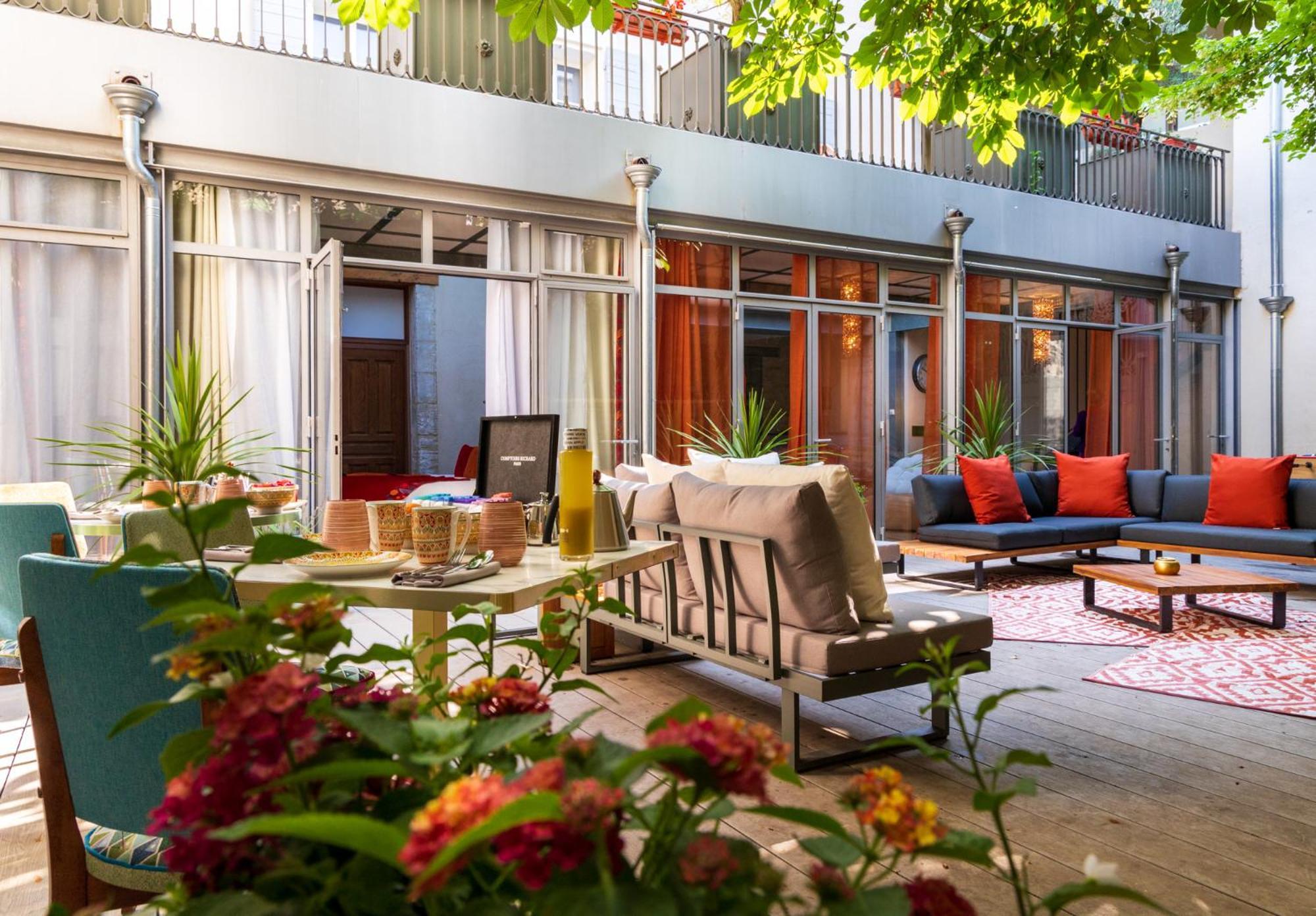 Le Clos Violette Et Le 11 D'Aglae - Hotel De Charme Design De Luxe LʼIsle-sur-la-Sorgue Eksteriør billede