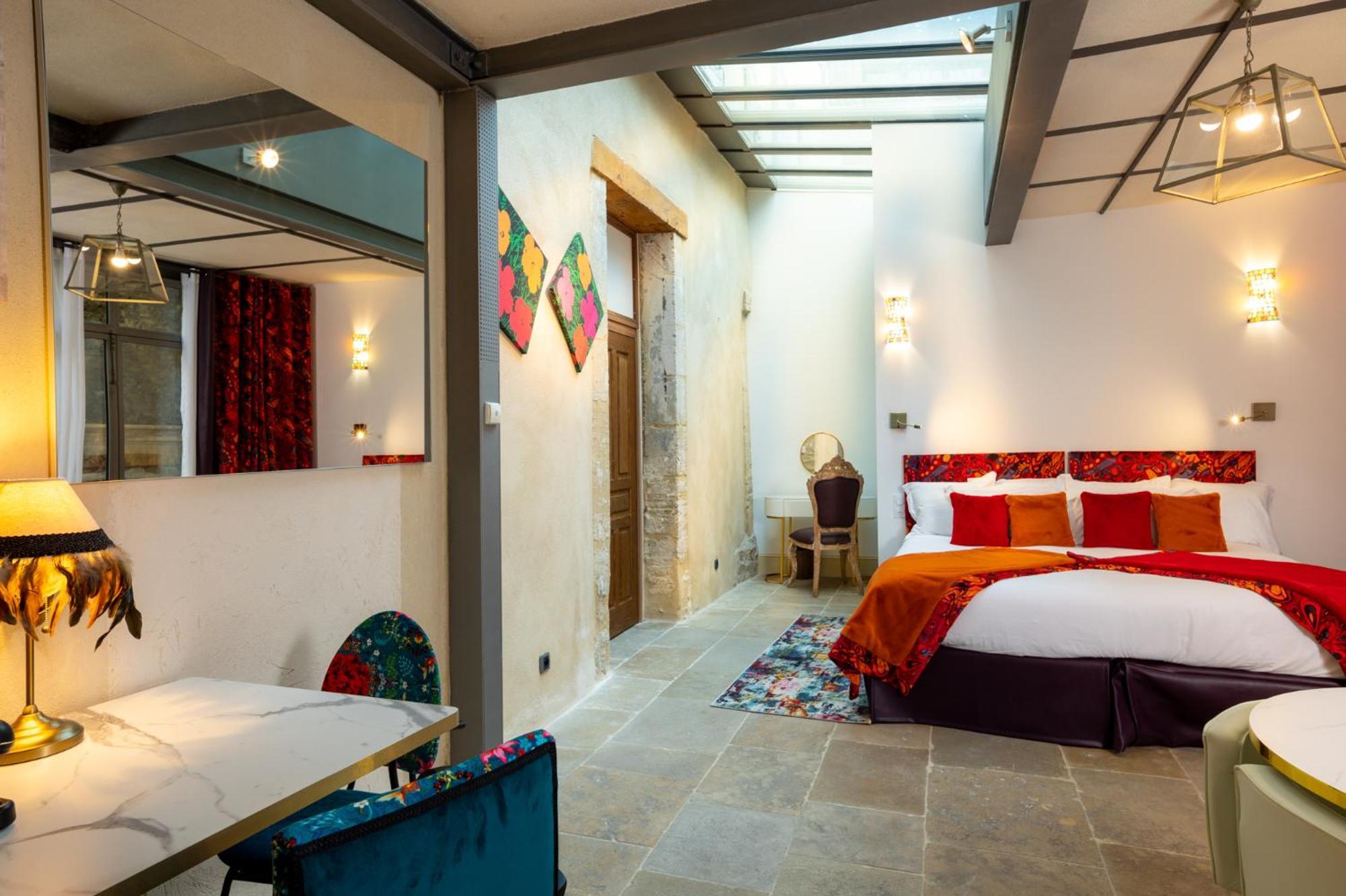 Le Clos Violette Et Le 11 D'Aglae - Hotel De Charme Design De Luxe LʼIsle-sur-la-Sorgue Eksteriør billede